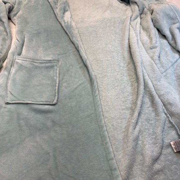Cynthia Rowley Light Blue Plush Robe XL - Picture 6 of 10